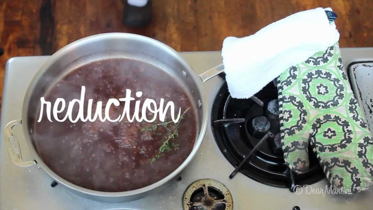 Master the Art of Reduction: How to Thicken Sauces and Boost Flavor 🍲