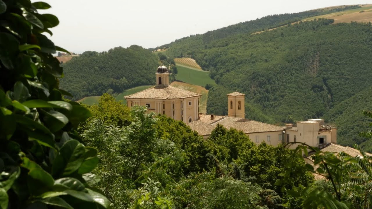 Scopri Cingoli: uno dei borghi più affascinanti delle Marche 🌄