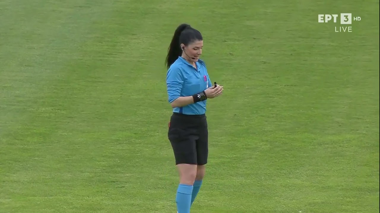 Πανσερραϊκός vs ΠΑΟΚ B' | Ανδρομάχη Τσιοφλίκη σφυρίζει την έναρξη του αγώνα ⚽