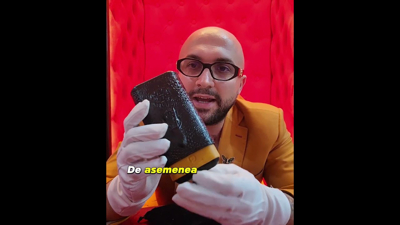 Eleganță și Protecție: Etui pentru Trabucuri din Piele de Crocodil cu Interior din Lemn de Cedru 🐊