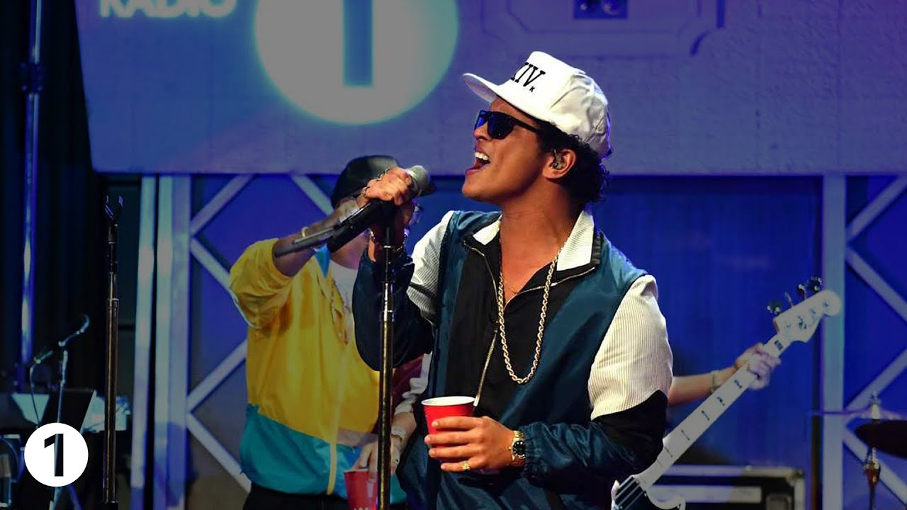 Bruno Mars Performs Adele's 'All I Ask' Live 🎤