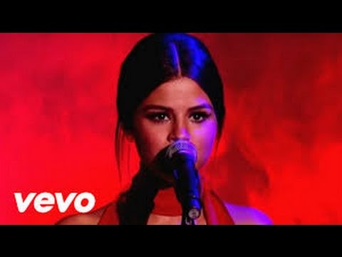 Selena Gomez Performs 'Same Old Love' Live on BBC 🎤