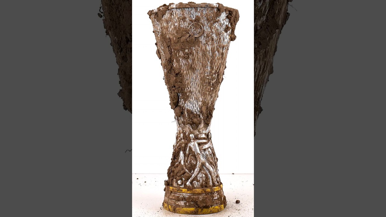 Cleaning the Dirtiest Europa League Trophy 🏆