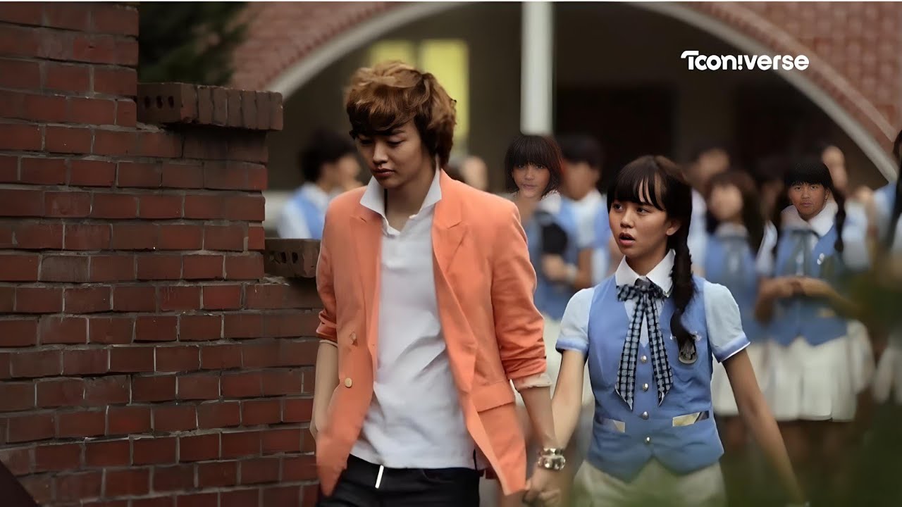 Cute School Girl Romance 💖 | Korean & Hindi Mix Song from Ma Boy