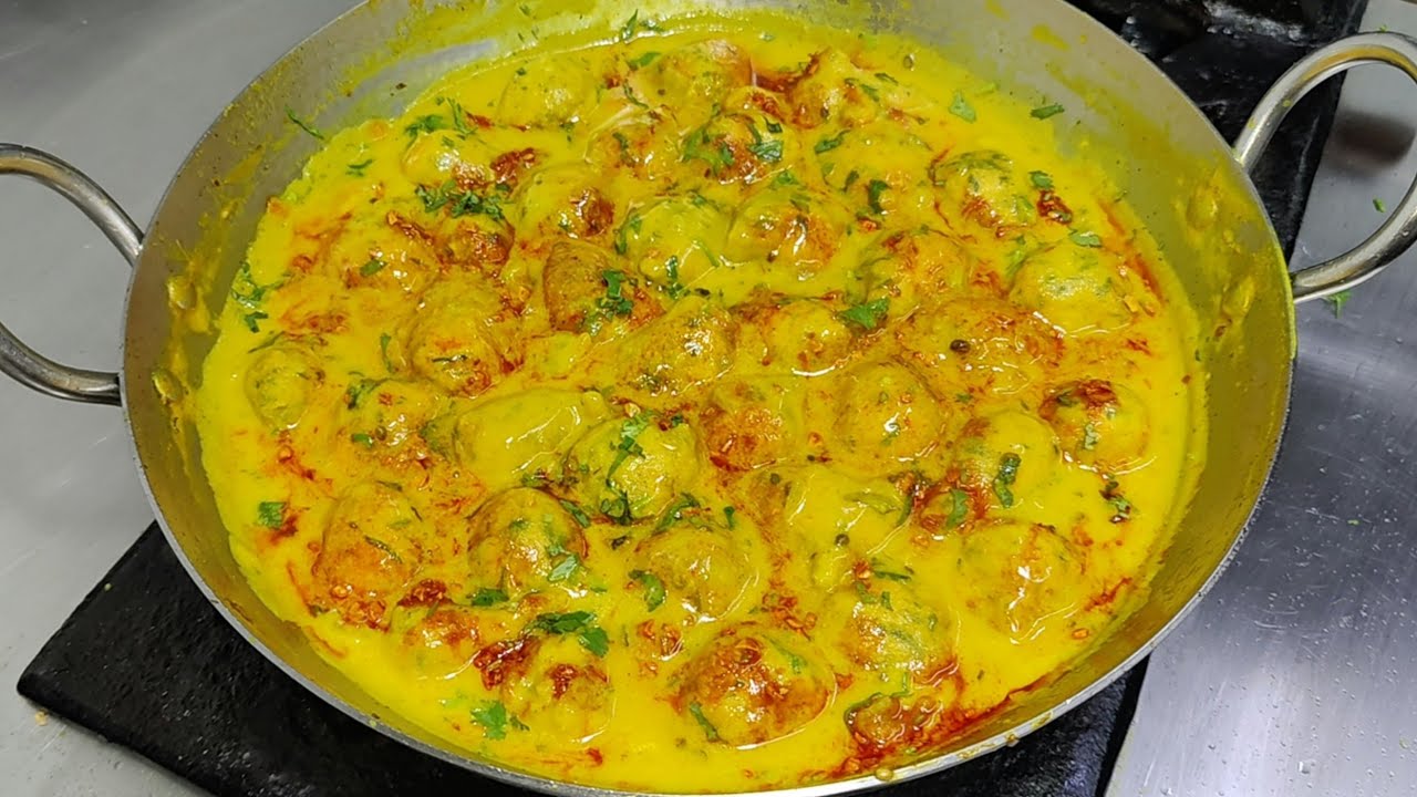 पकौड़े वाली कढ़ी बनाने का आसान तरीका 🥣: जानिए बेहतरीन टिप्स और रेसिपी