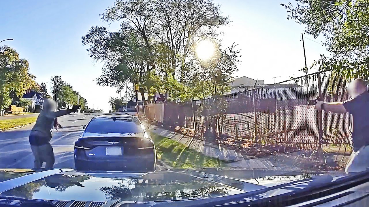 Milwaukee Off-Duty Cop Fires Shots After Assault at Crash Scene 🚓