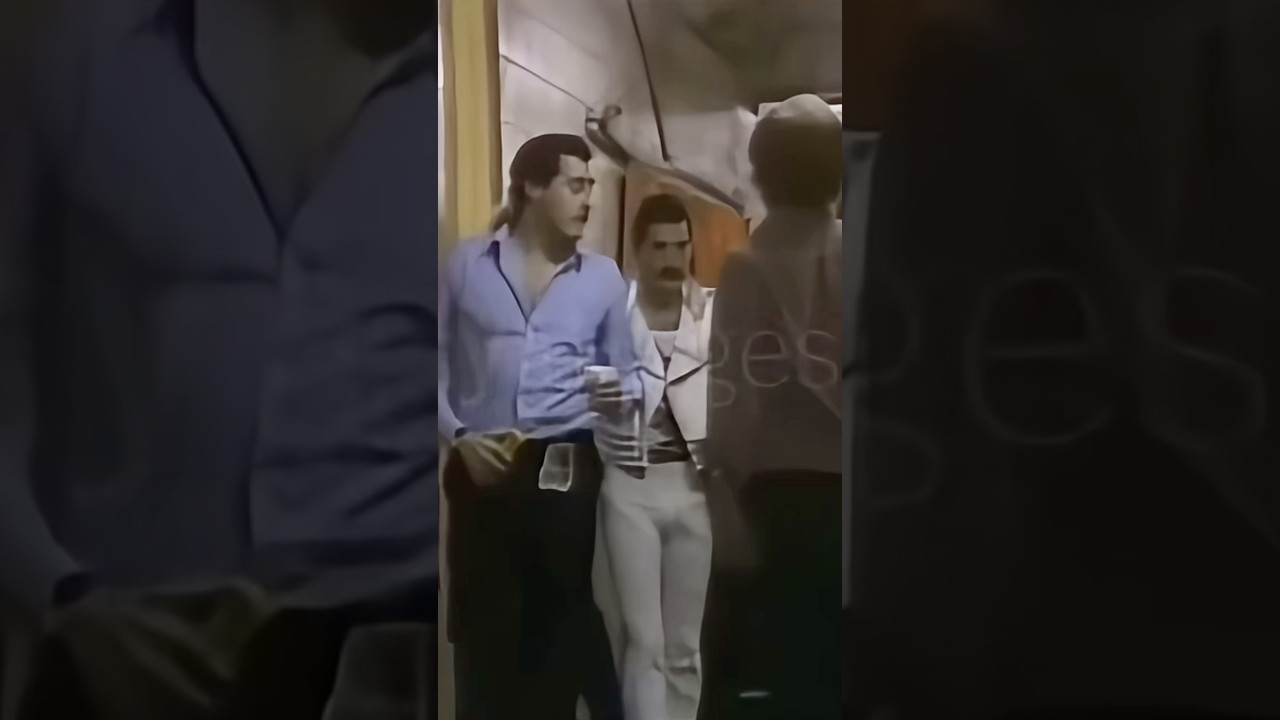 Michael Jackson & Freddie Mercury Backstage 😯