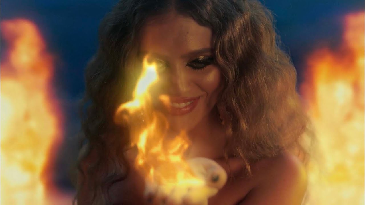 Elyanna & Balti - Ghareeb Alay (Official Video) 🎶