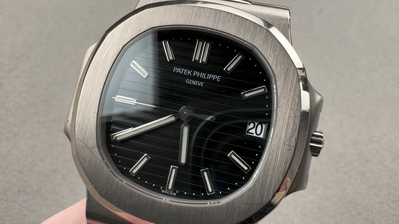 Exclusive Review: Patek Philippe Nautilus 3711/1G-001 White Gold – A True Watchmaking Icon ⭐