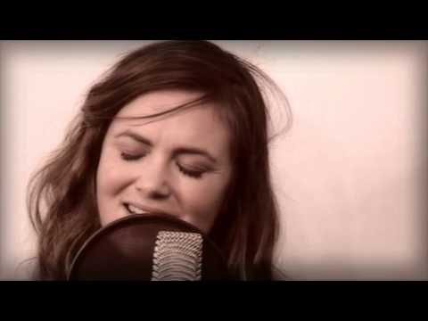 Angus & Julia Stone - You're the One I Want 🎶