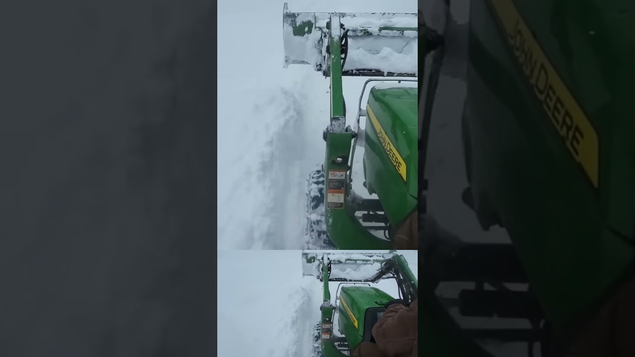 John Deere 3025E Snow Plowing Demo ❄️