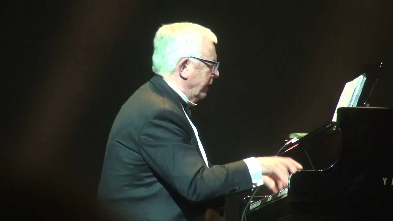 Раймонд Паулс -