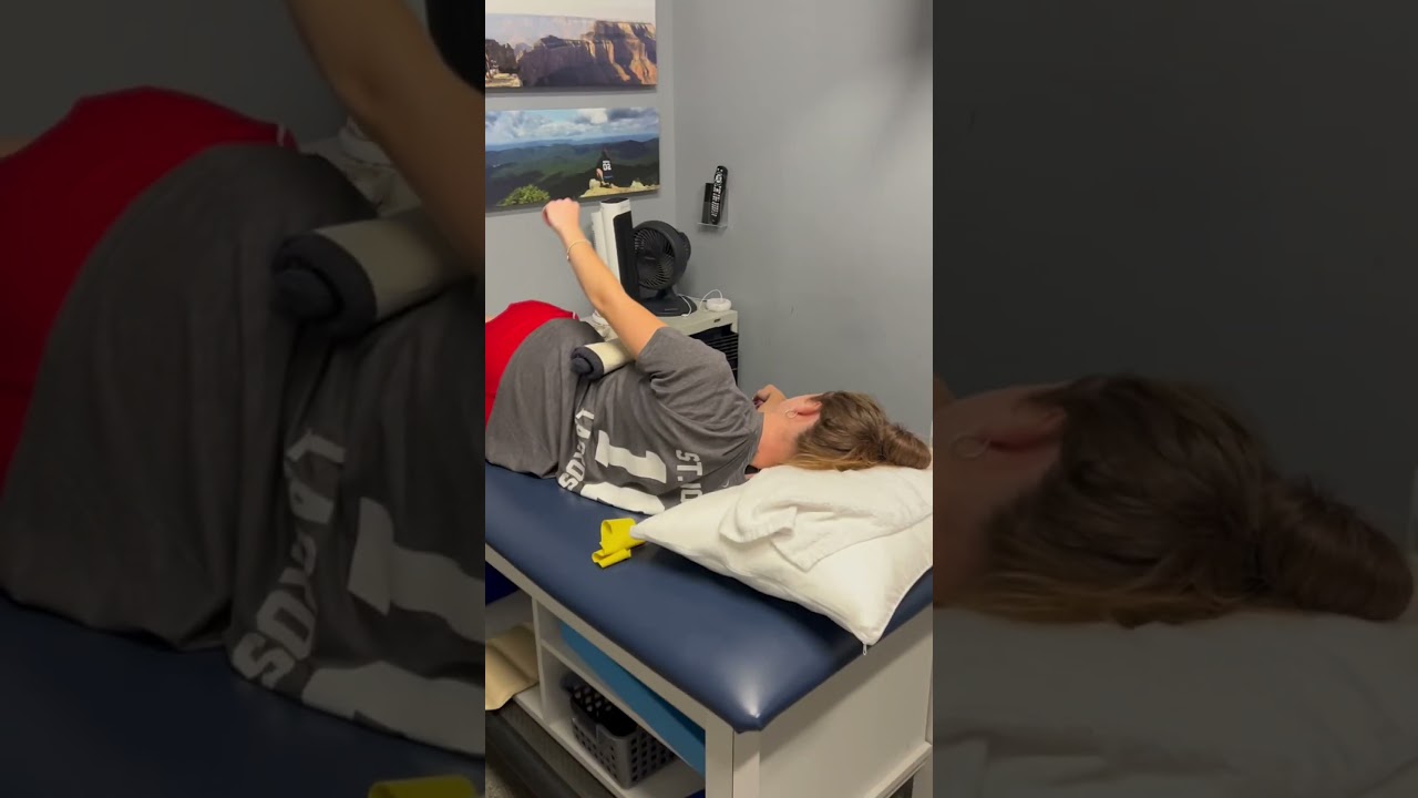Shoulder Dislocation Rehab: Early Phase Tips 🏥