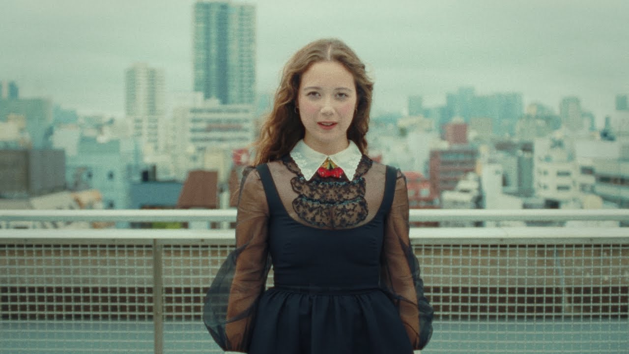 Laufey - Lover Girl (Official Music Video) 🎶