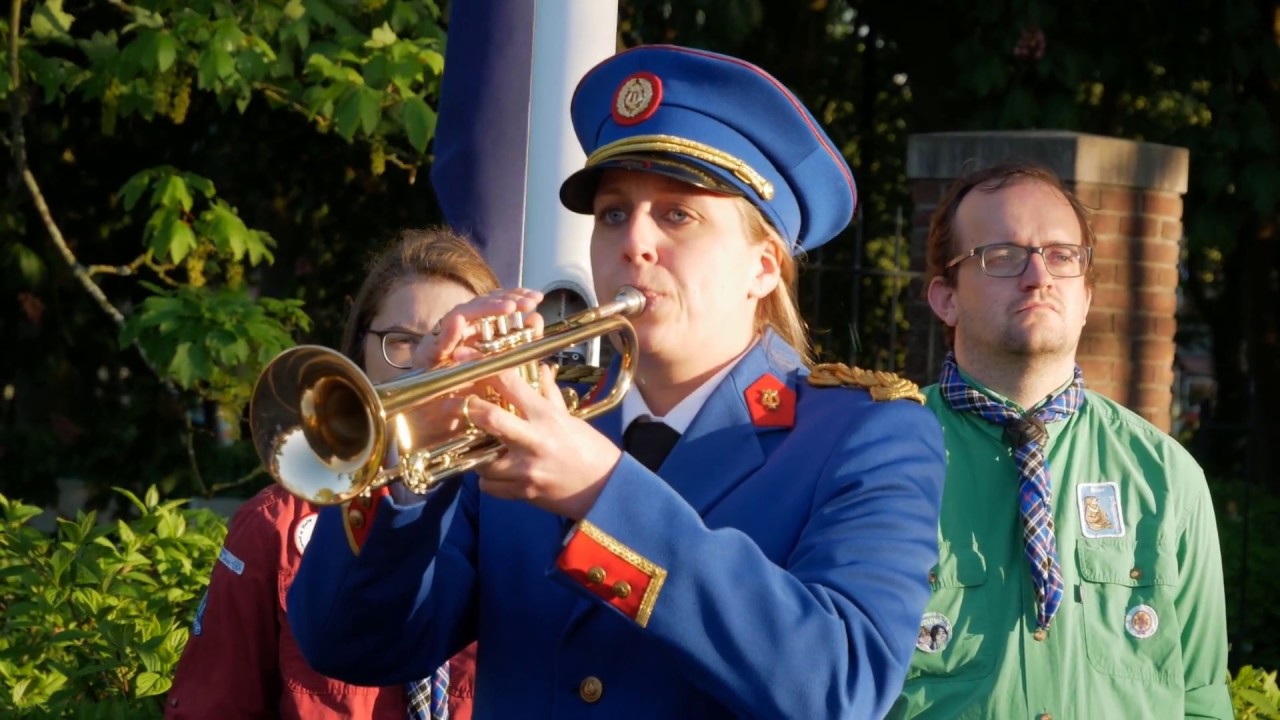 Herdenking Dodenherdenking 2018 in Spijkenisse: Stolpersteine en Vredesliederen 🇳🇱
