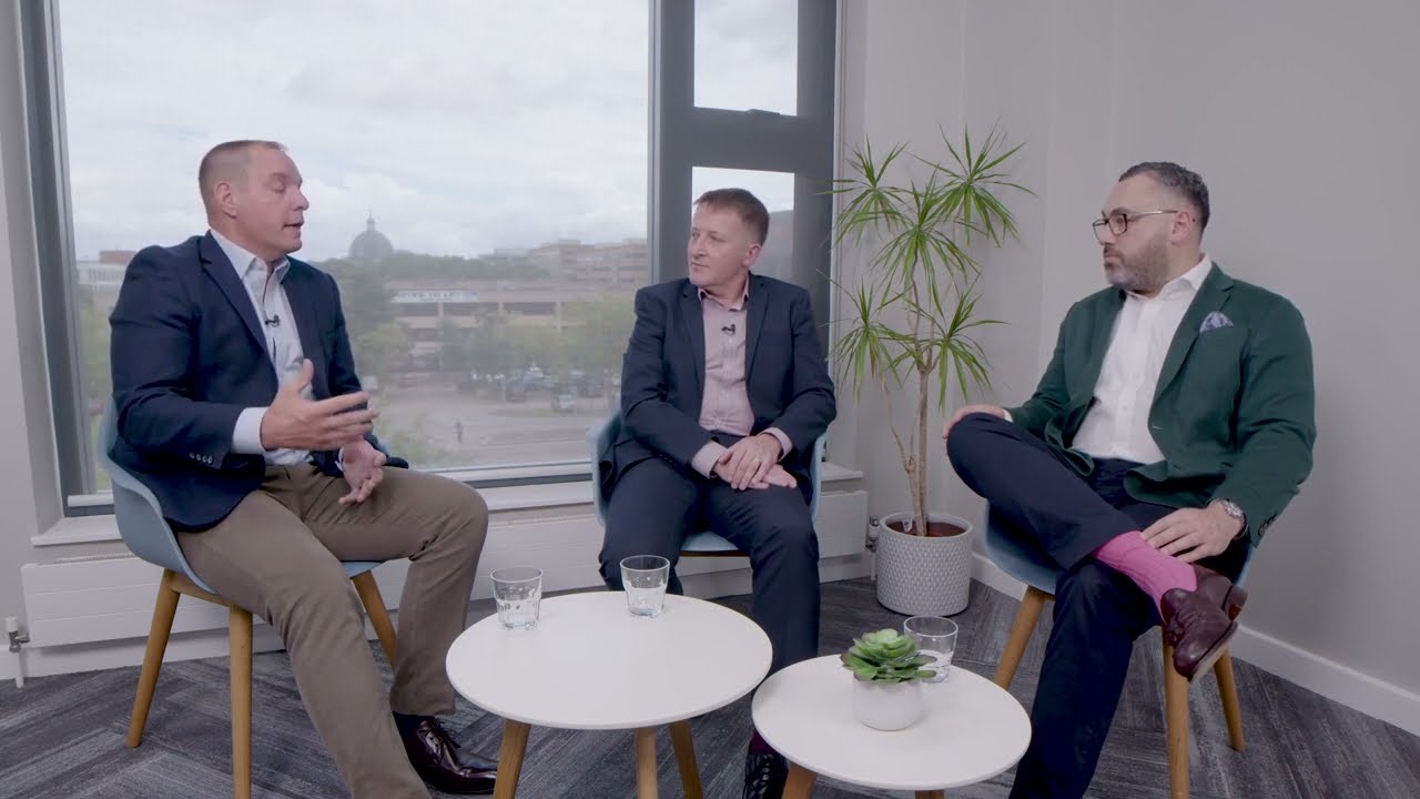 Data Theft Risks: CEO Insights & Protection Strategies 🔐