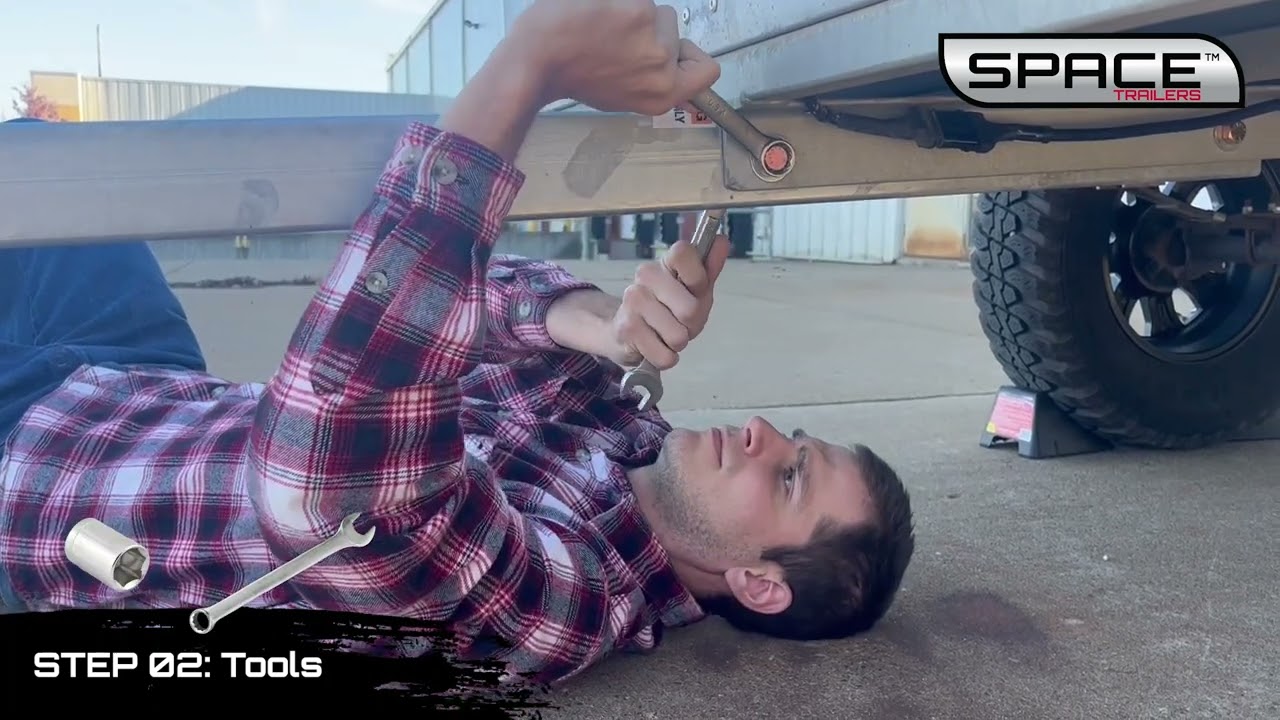 Vertical Storage Tips for Your SPACE Trailer 🚗