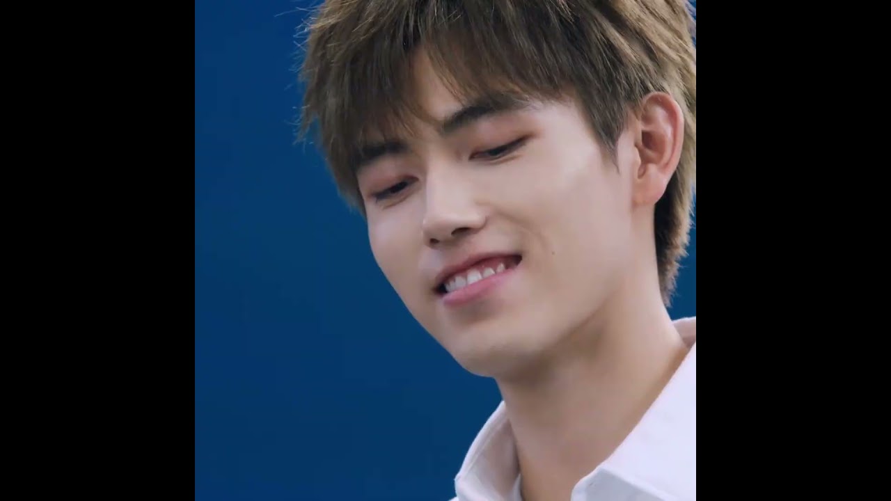 Discover the Handsome Star Everyone's Talking About! 😍