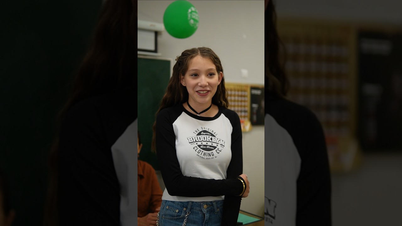 7-я серия сериала 'Путь блогера' — новые приключения Вика и Чжан 🎥