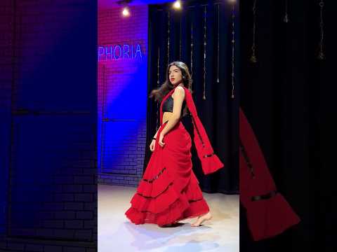 Chammak Challo💃|@the_euphoria_india|#dance#trending#srk#trend#viral#bollywood#hookstep#explore#fyp