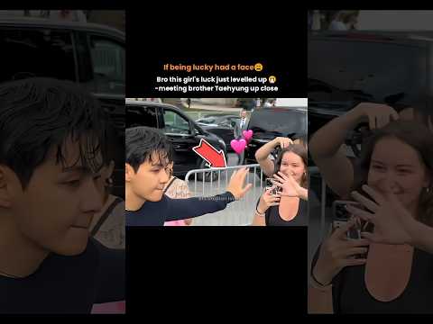 She caught taehyung's attention😩|@BtsUtopianIsland #bts #shorts