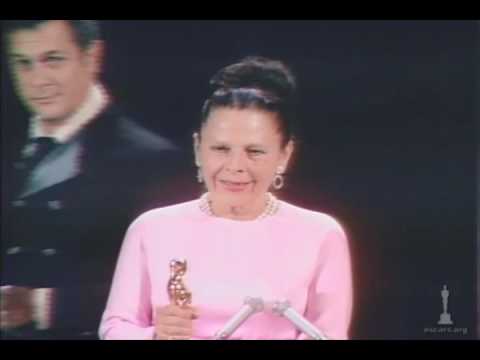 Ruth Gordon Wins Supporting Actress at 1969 Oscars 🎬