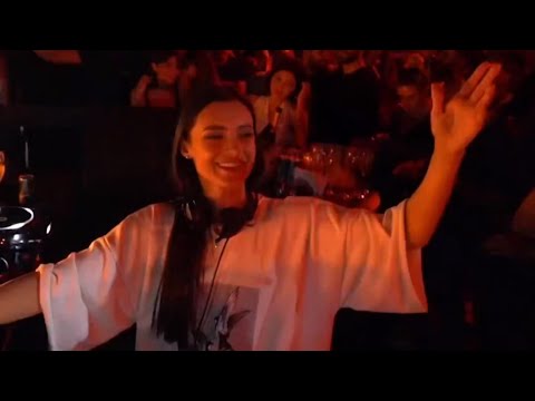 Old Souls Dance Softly to This | Retro Remix 70s–90s – DJ DANCE 88