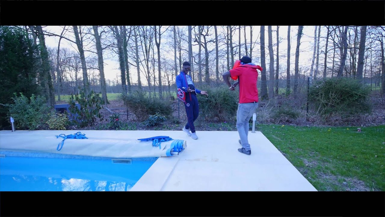 Niska & Crew Drop Explosive Freestyle PSG 🎤 | Official Clip