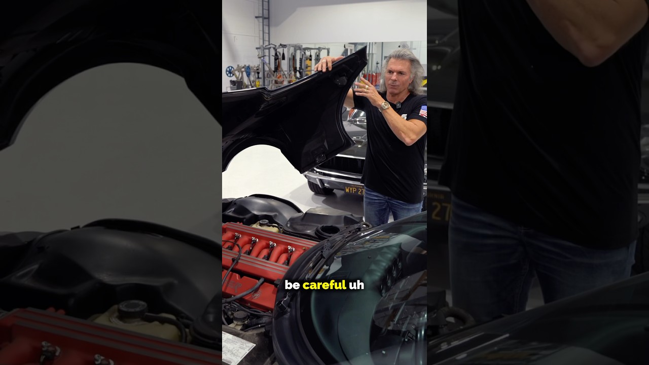 Step-by-Step Guide to Safely Closing the Hood on Your 2000 Dodge Viper GTS 🏎️