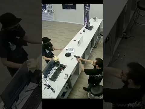 Maling salah kamar bikin ngakak😂#maling #thief #shorts #pencurian #lucu #ngakak