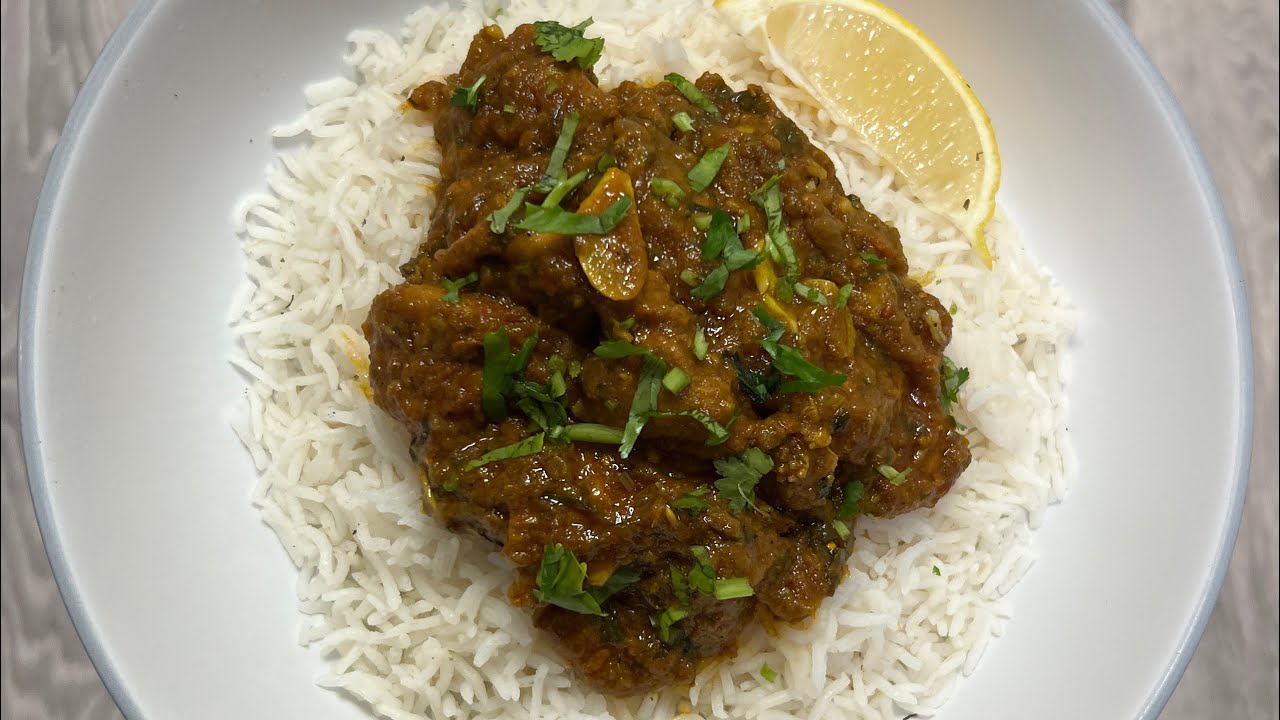 🔥 Spicy & Savory Chilli Garlic Chicken Curry – Easy Recipe Inside!