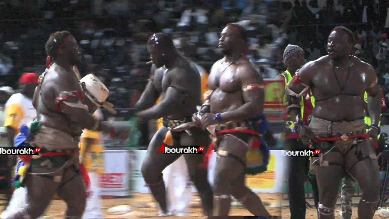 Ama vs Franc : Bataille Mystique en Arène 🥊