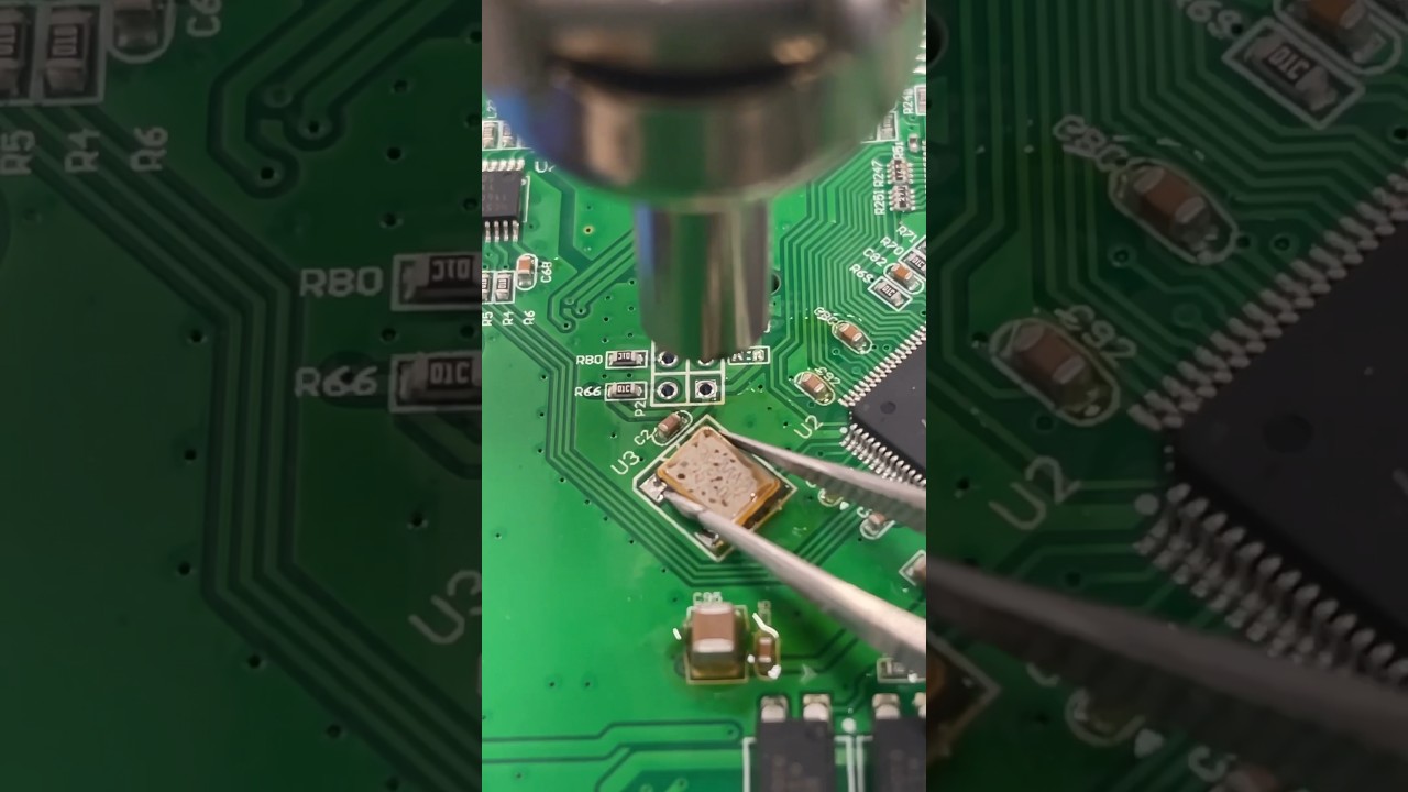 How to Desoldering a SMD Crystal Oscillator With A Hot Air Station!