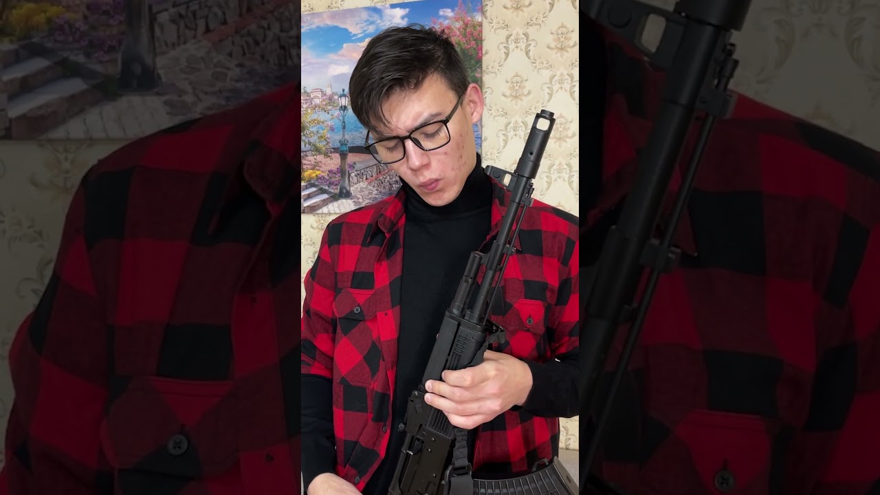 Самое страшное «оружие» — фейковый пистолет 😂