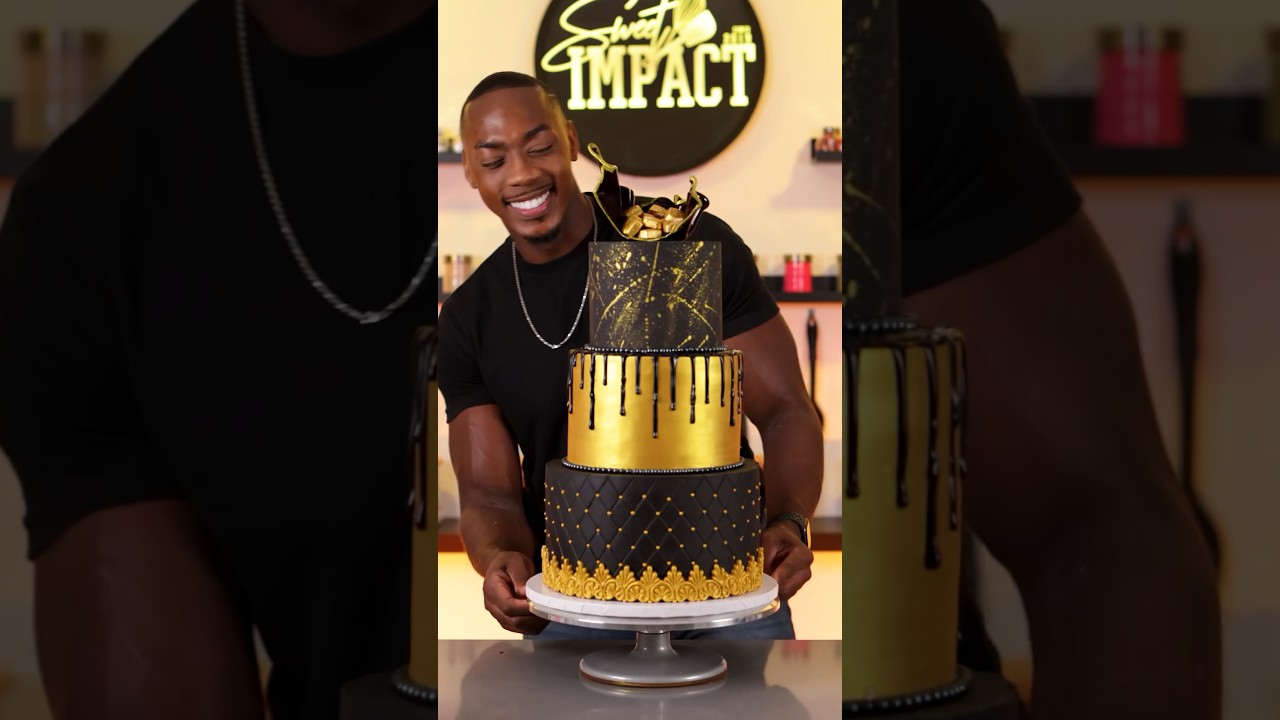 All Black & Gold Cake 🎂 | Freestyle Baking