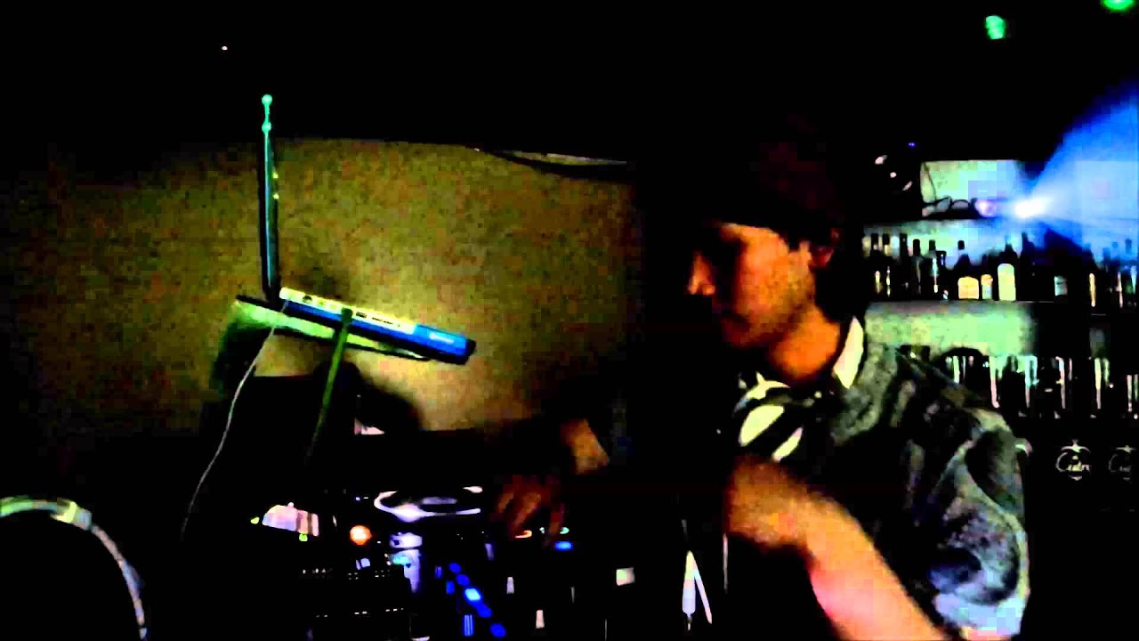 DJ Artatk Aquanauts @ Koenji 15ya, 6/28/14 🎶