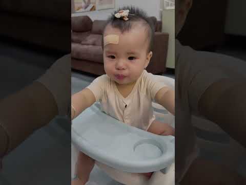 Sweet Baby Candyy wants to eat grapes 👶🏻💕🍇 #funny #shorts #newborn