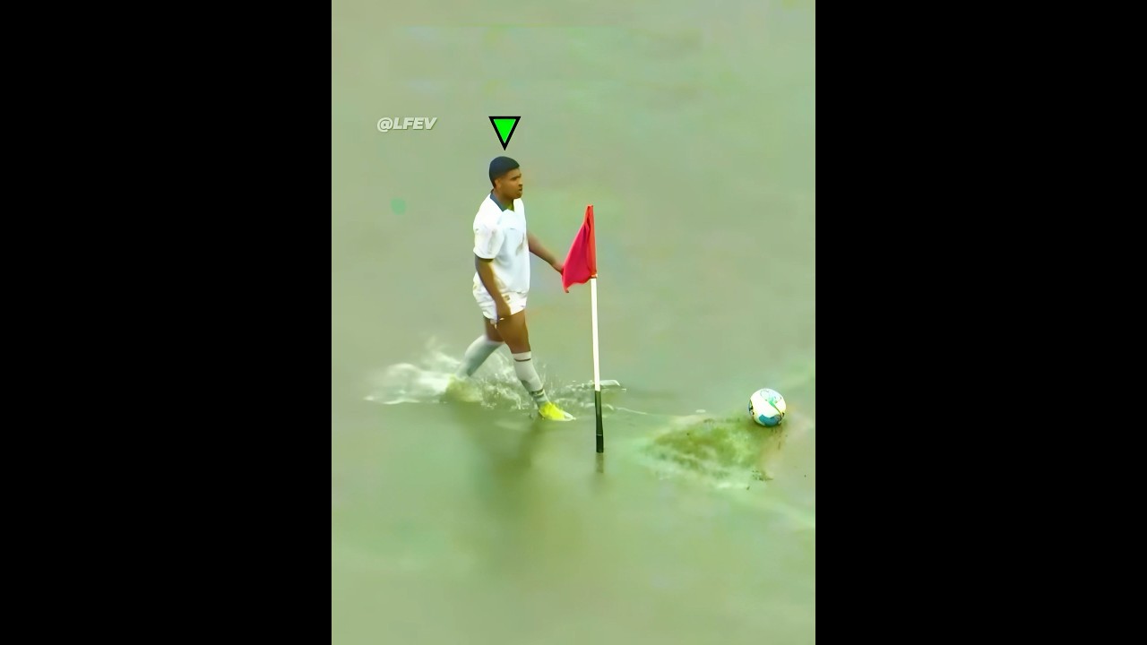 Players vs Water Challenge 💦