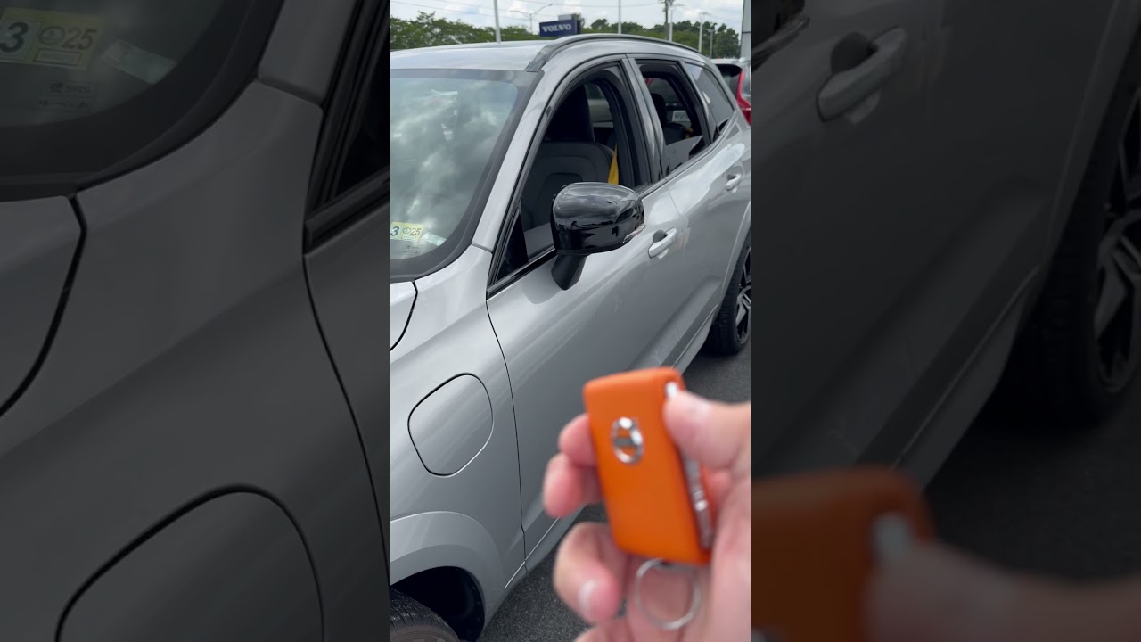 Volvo Key Fob Car Tricks Part 2 #volvo #cartrick #cartricks #automobile #carhack #subscribe