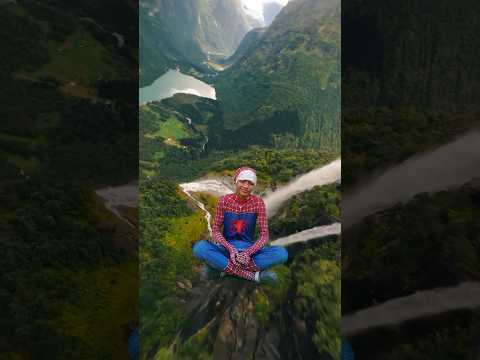 Spider-Man versus Gunda ka Takkar videotrendingshorts#viralshort#viralvideos#funnyshorts#funnyvideos