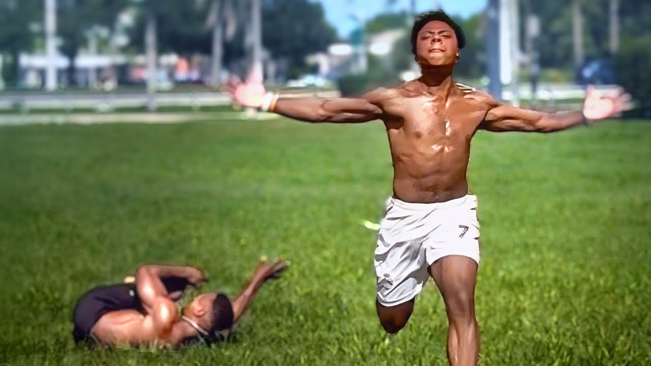 iShowSpeed Races Ashton Hall 🚗