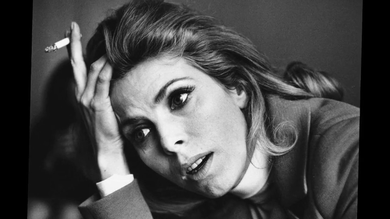 Billie Whitelaw: Iconic Actress & Beckett Collaborator 🎬