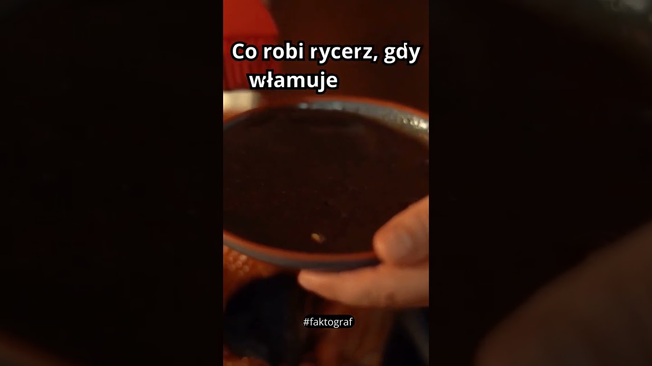 Co robi rycerz podczas włamania? 🏰