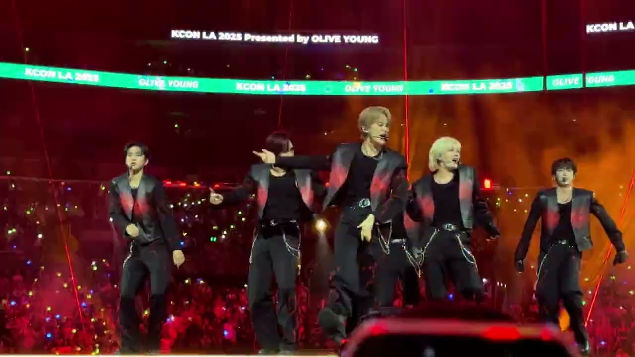 [4K] NCT 127 - Kick It @ KCON LA 2025 🎤