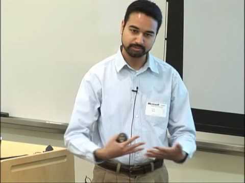 Robust Semi-Supervised Learning Algorithms