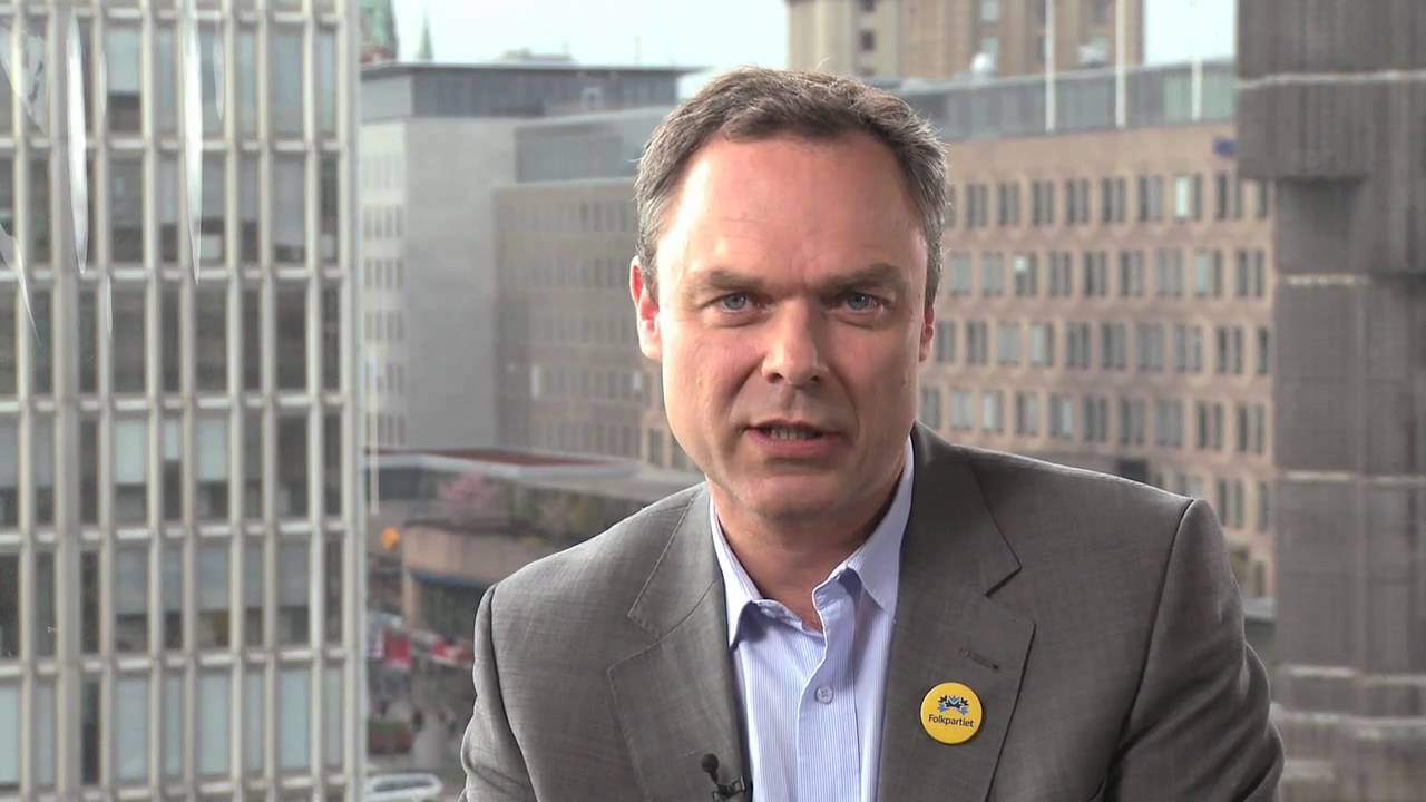 Jan Björklund: Ledare för Folkpartiet Liberalerna och tidigare utbildningsminister 📚