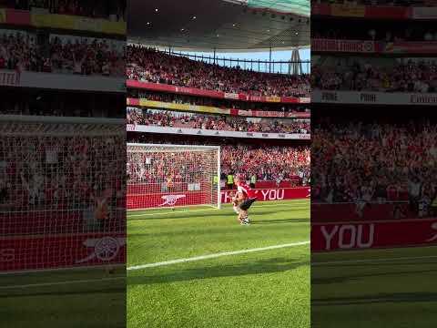 ❤️ Heartwarming! Eva Zinchenko scores at Emirates Stadium!