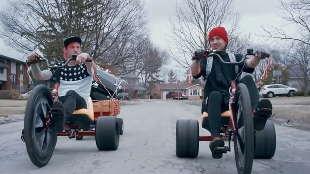 Twenty One Pilots - Stressed Out [Official Video]