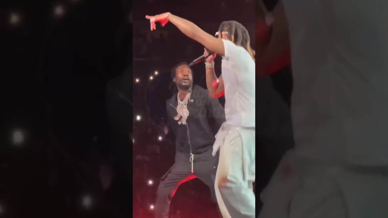 Meek Mill & Future Perform 'March Madness' ๐ฅ