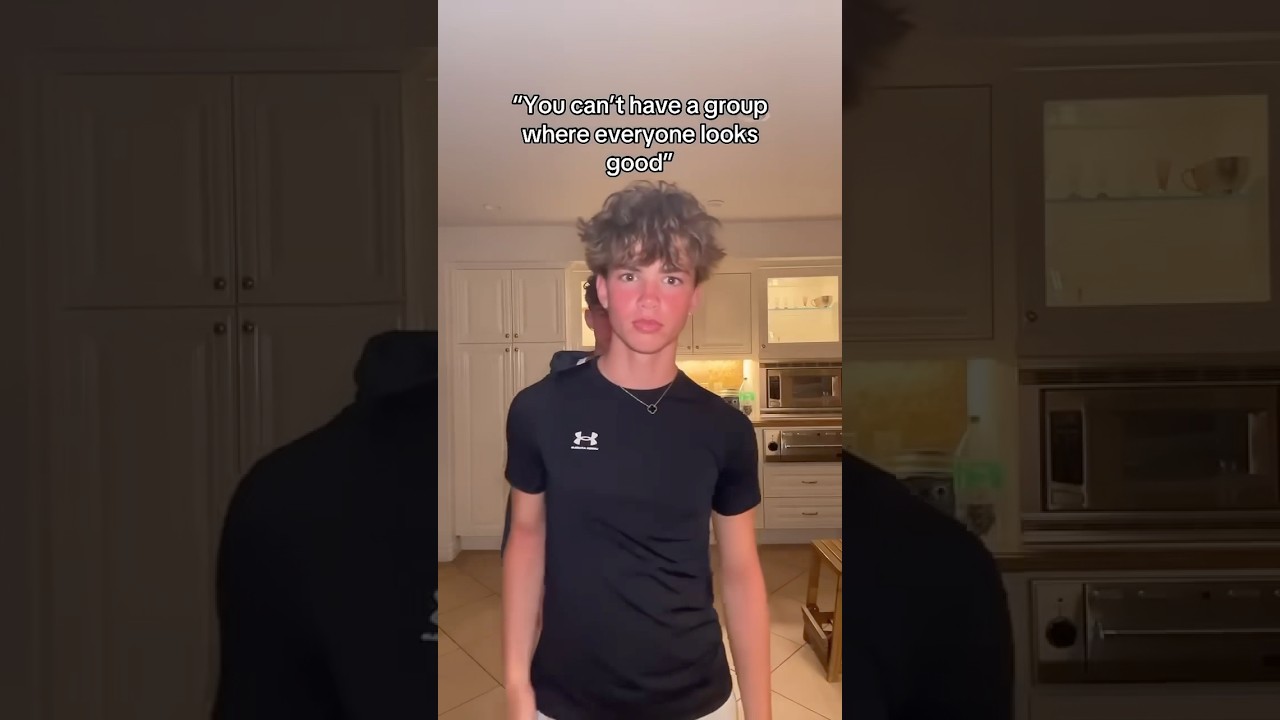 Adorable Friend Group Moments 🤷‍♀️